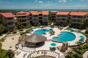 Residences at Barrier Reef 4B Oceanview 2 BR by Stay Floreo